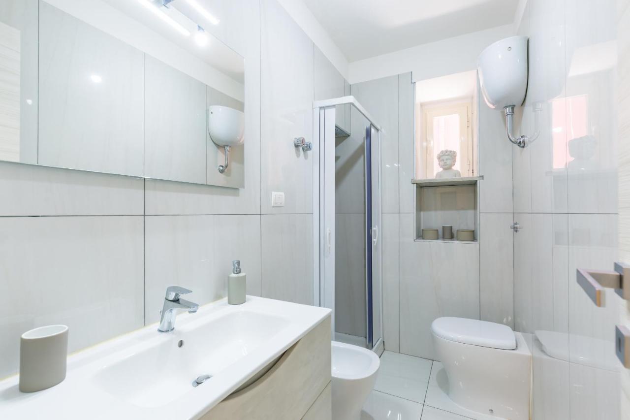 Apartment Appartamentino Ai Spagnoli By Wonderful Italy Naples