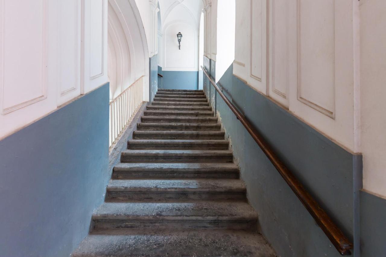 Apartment Appartamentino Ai Spagnoli By Wonderful Italy Naples